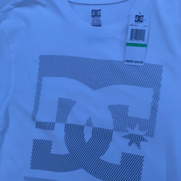 DC Tshirt - Picture 1 of 3